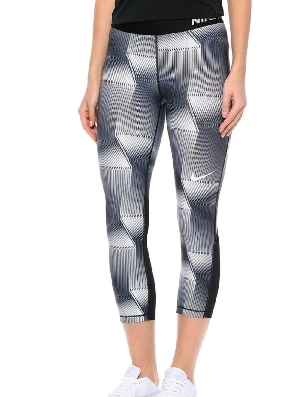 Nike Pro Cool DRI-FIT Capri Training Pants Leggings White Black Size M